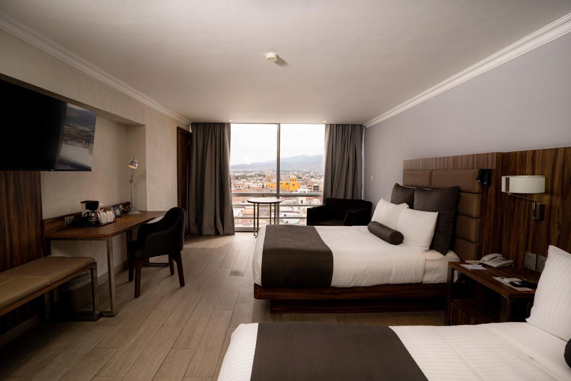 Panorama Hotell San Luis Potosí Exteriör bild